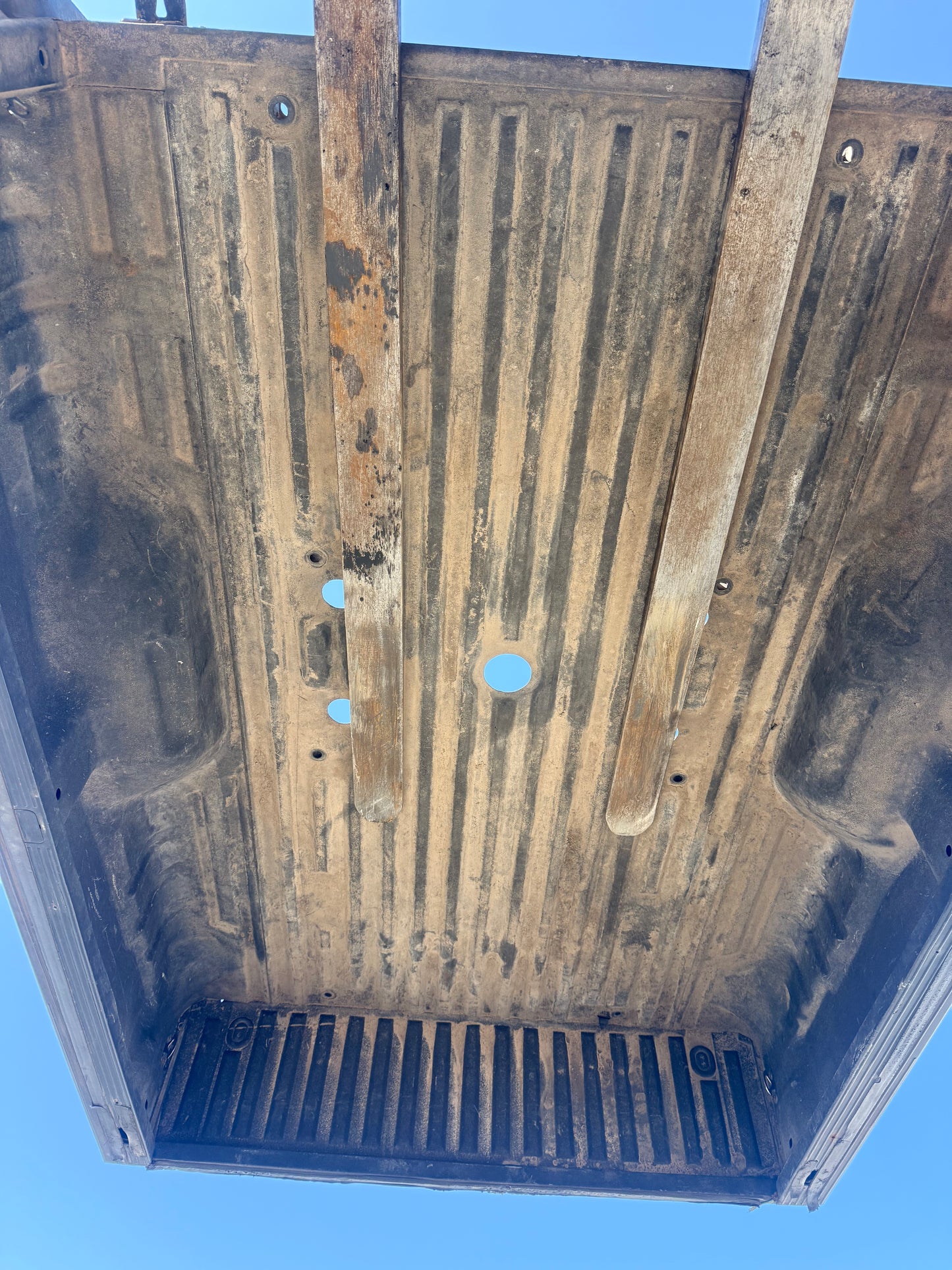 2011-2016 Ford F-250/F-350 8ft Long Truck Box