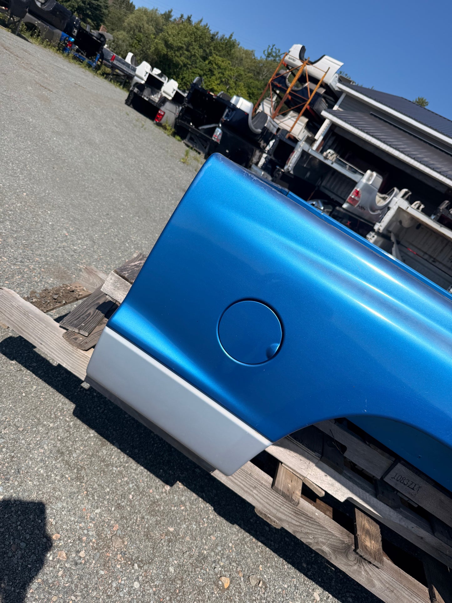 1997-2004 Dodge Dakota 6’6” Standard Bed Truck Box