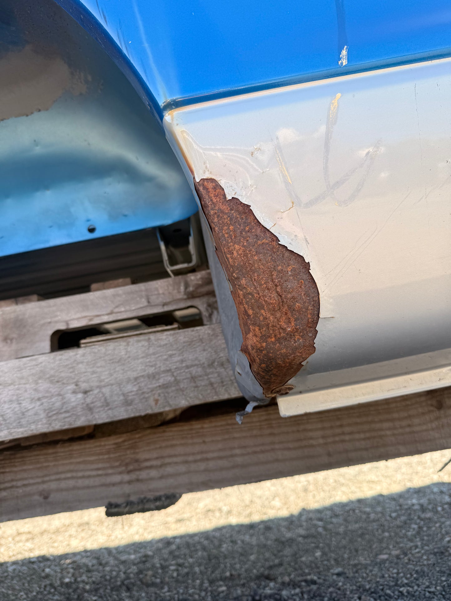 1997-2004 Dodge Dakota 6’6” Standard Bed Truck Box