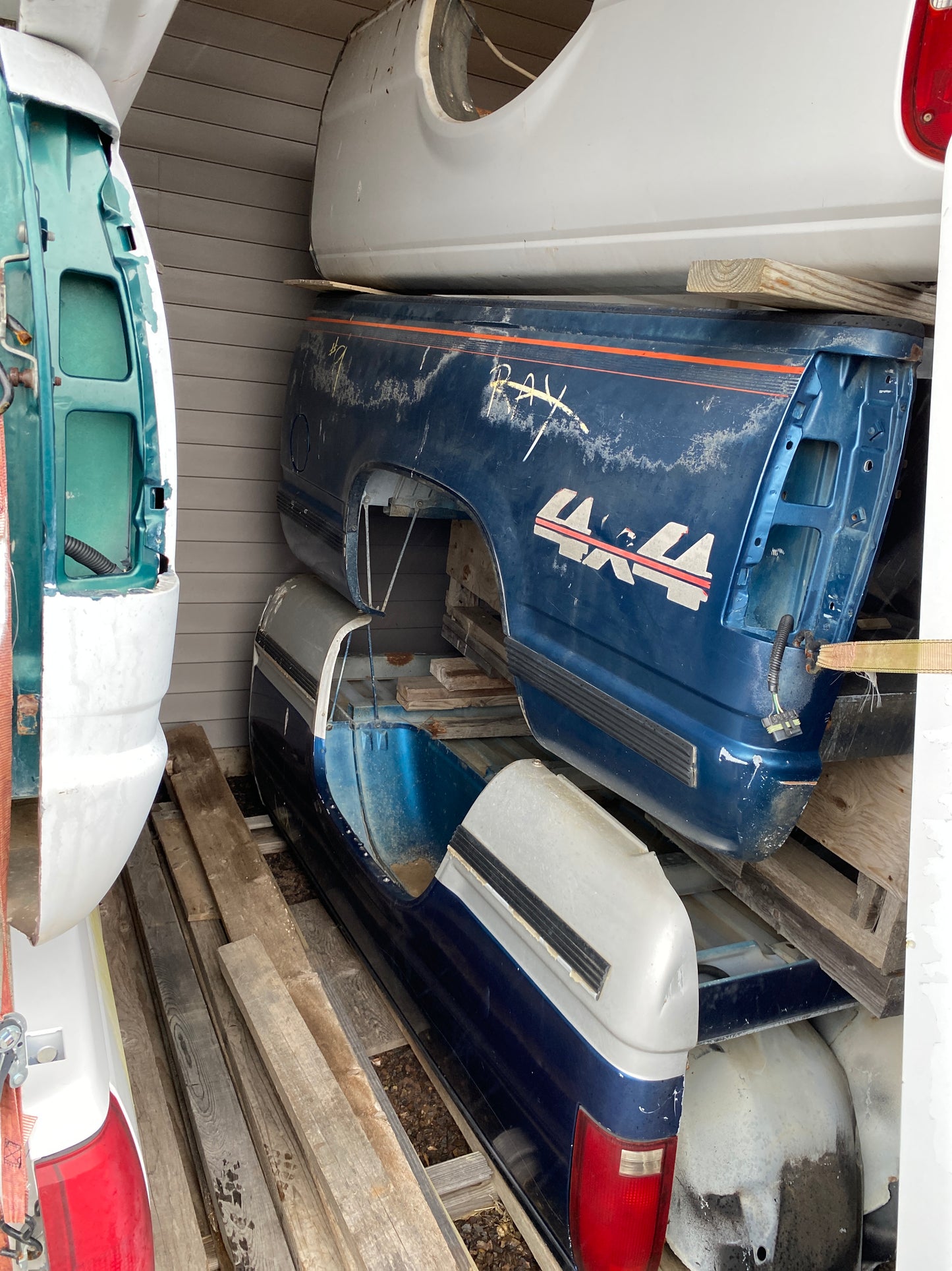 1988-1998 Chevrolet C/K Series Truck Box