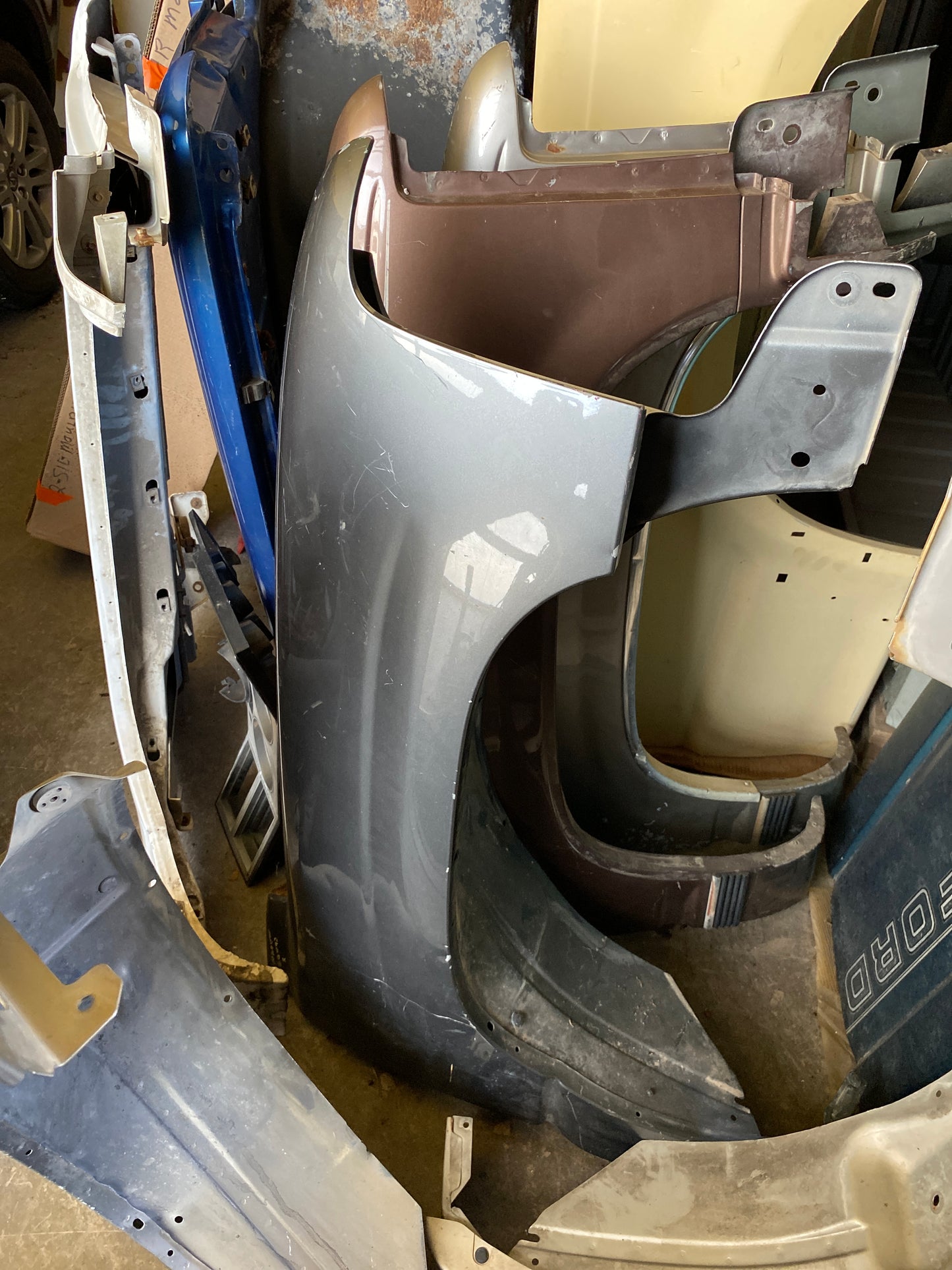 1999-2007 Chevrolet Silverado 1500/2500/3500 Passenger Side Fender