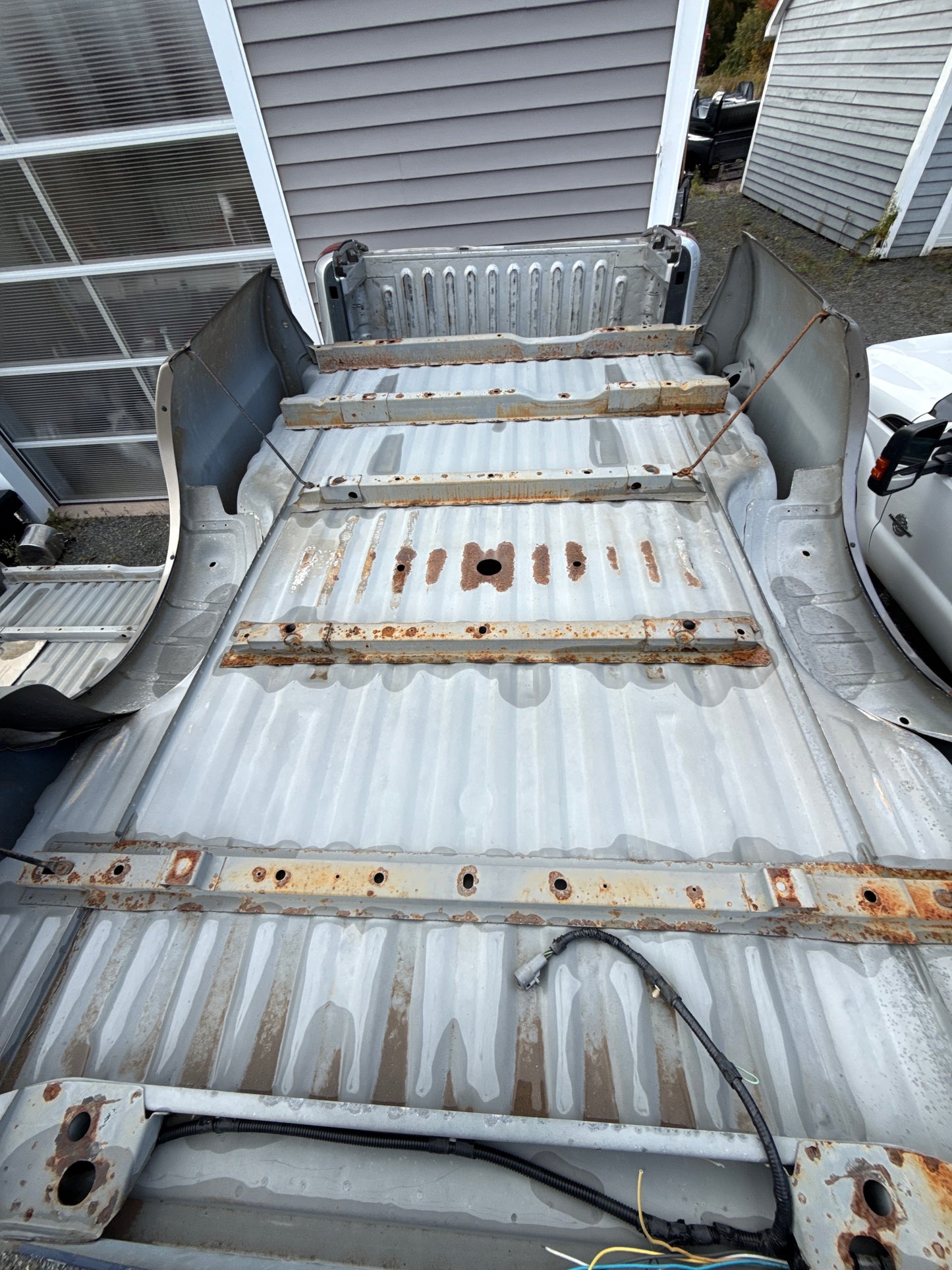 1999-2010 Ford F-250/F-350, 8ft Long Truck Box