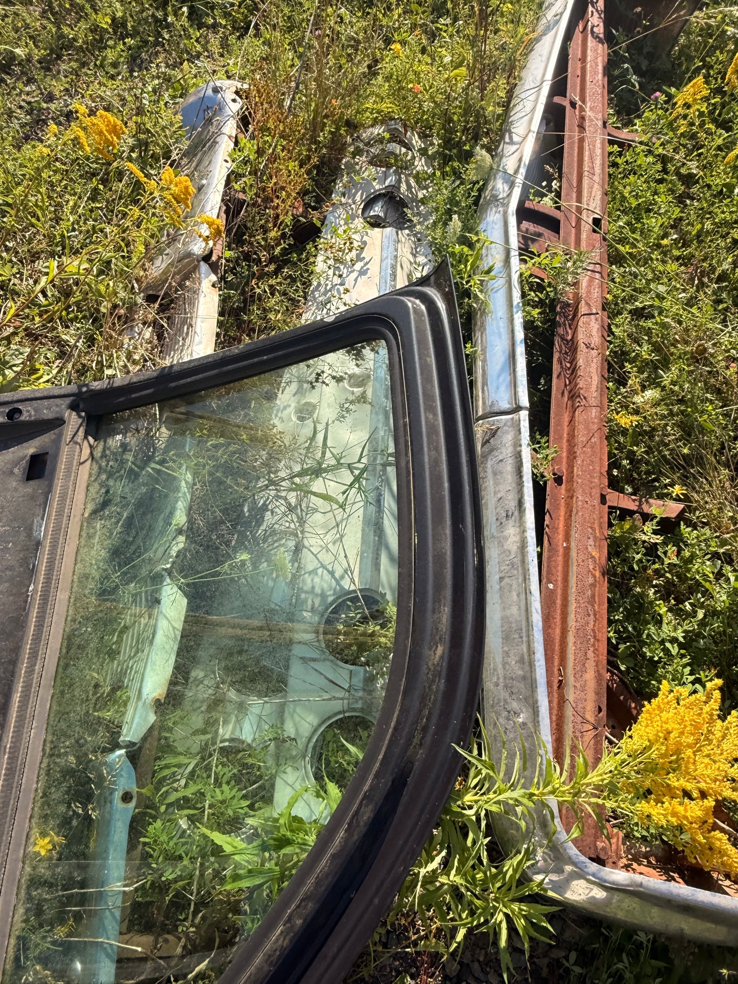2000-2006 GMC Yukon OEM Front Driver Side Door