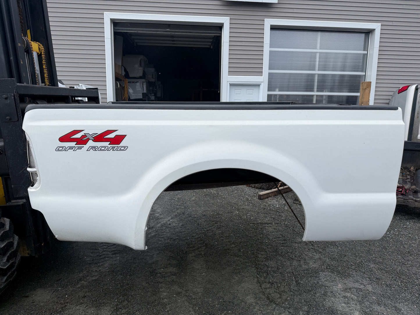 1999-2010 Ford F-250/F-350 6’9” Long Truck Box