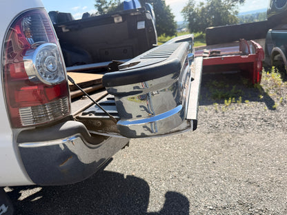 1987-1997 Ford F-150 F-250 F-350 OEM Chrome Rear Bumper