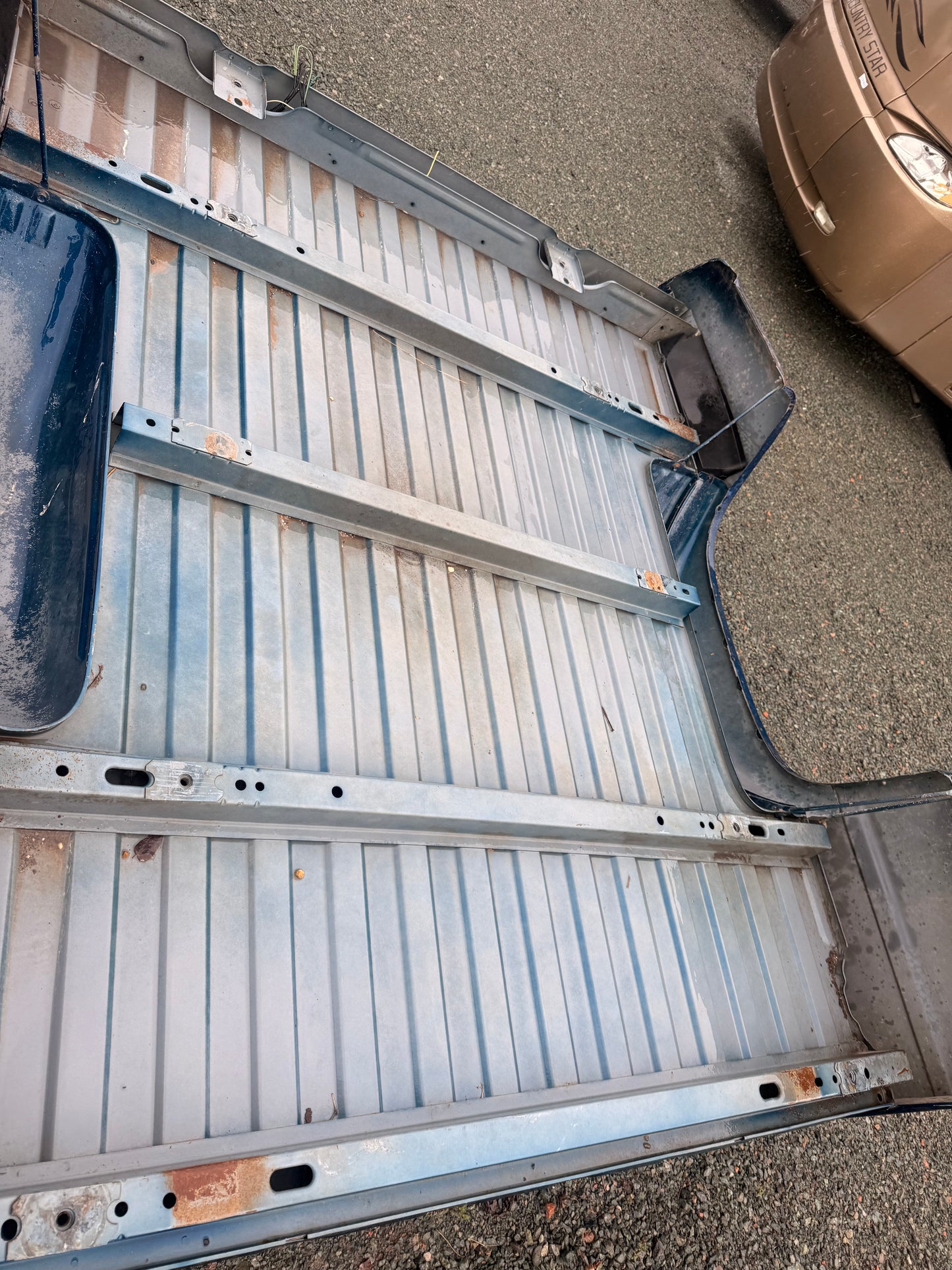 1988-1998 Chevrolet Silverado 6’6” Standard Bed Truck Box