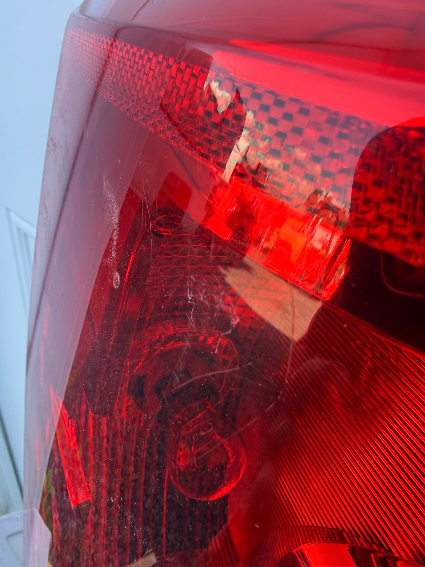 2017–2022 Ford F-250 F-350 F-450 OEM Halogen Driver Side Tail Light