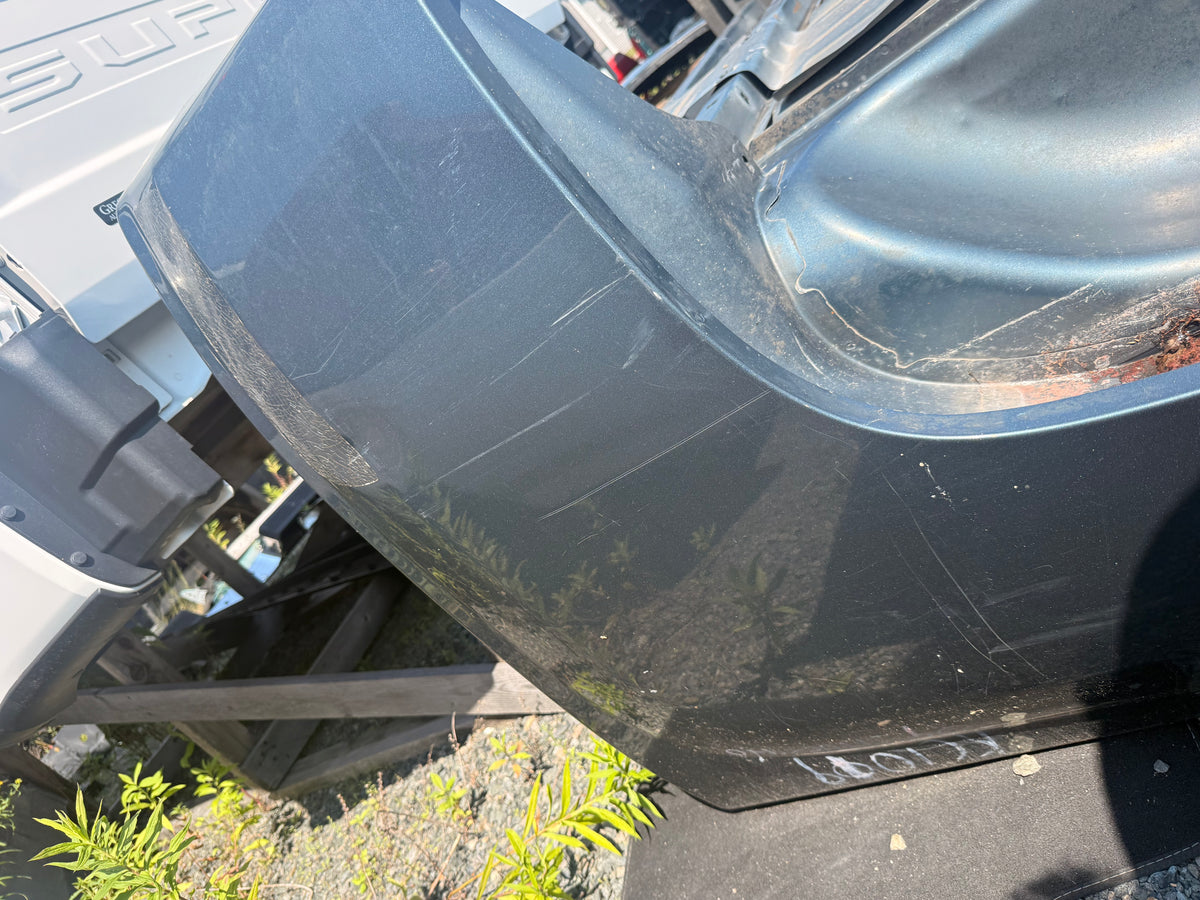2007-2013 Chevrolet Silverado 1500 5’8” Short Bed Truck Box