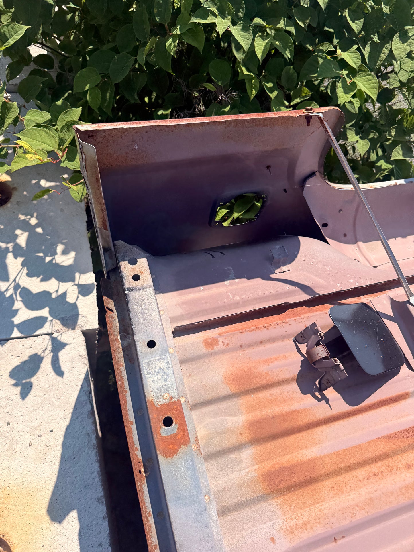 1980-1986 Ford F-150 F-250 F-350 6’7” Standard Bed Truck Box