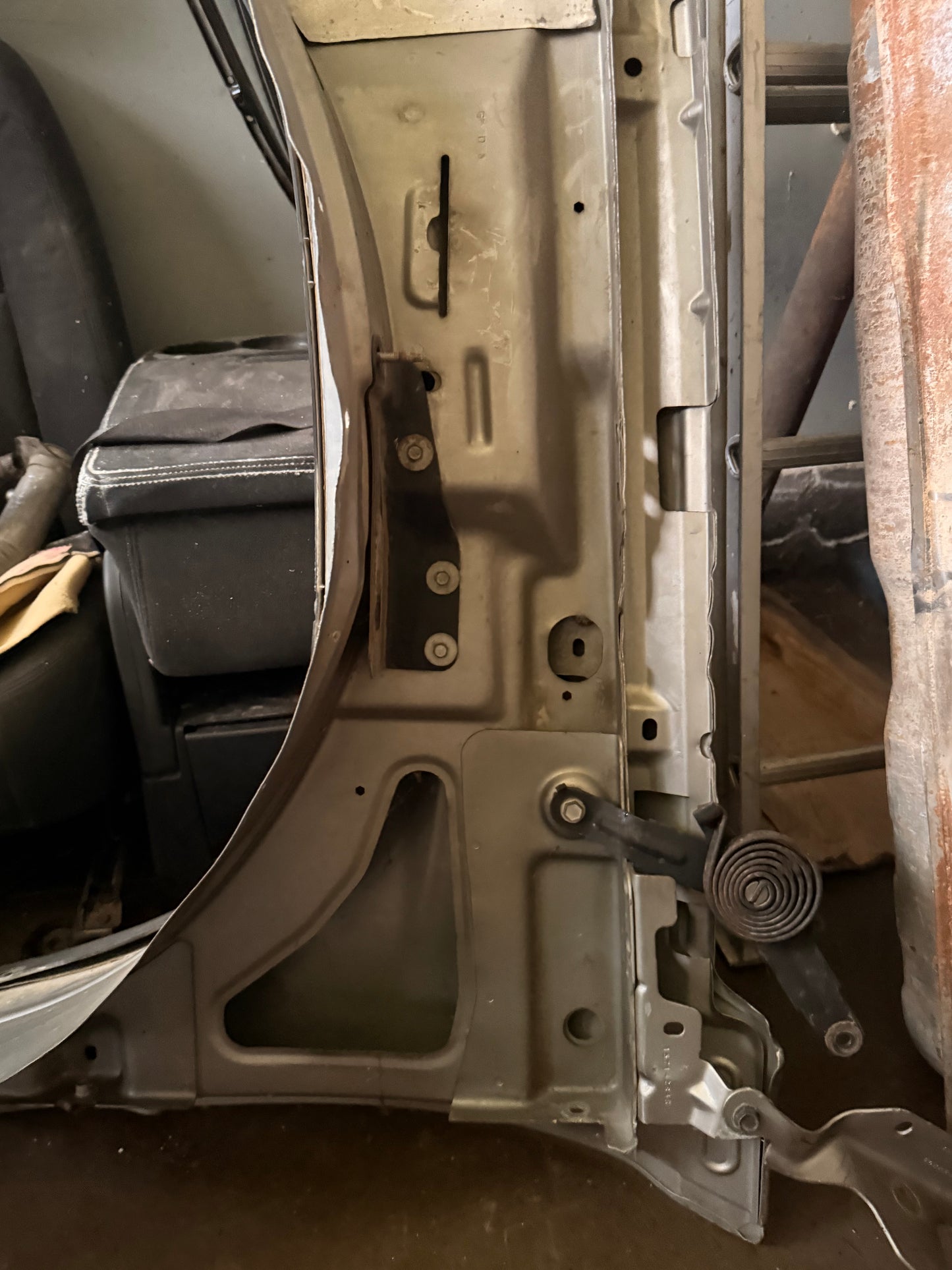 2003-2006 Chevrolet Silverado “Cat Eye” Passenger Side Fender