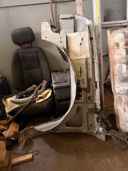 2003-2006 Chevrolet Silverado “Cat Eye” Passenger Side Fender