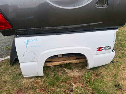 1999-2007 Chevrolet Silverado 5’8” Short Bed Truck Box