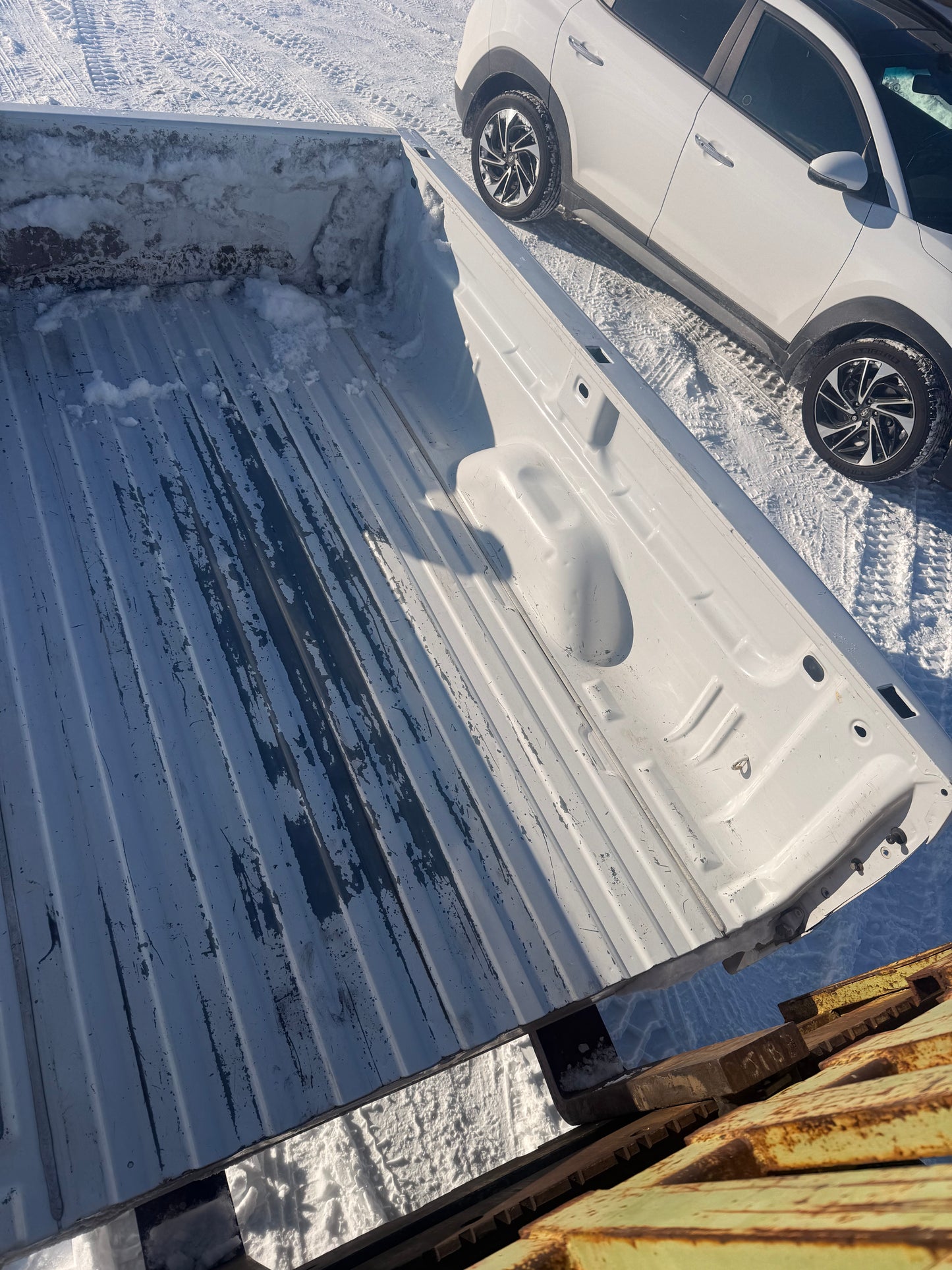 2007–2013 Chevrolet Silverado 1500/2500/3500 8ft Truck Box | White OEM Long Bed