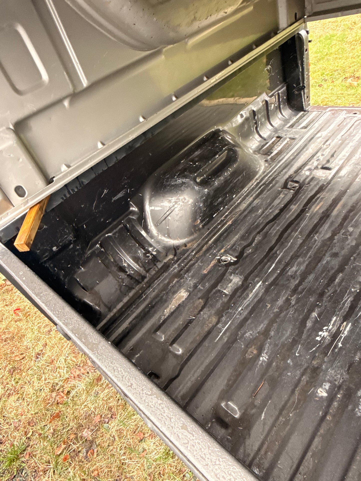 1999-2010 Ford F-250/F-350 6’9” Standard Bed Truck Box