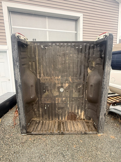 2011–2016 Ford F-250/F-350 6'9" Standard Bed Truck Box