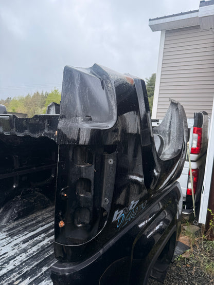 2007-2013 GMC Sierra 1500 5’8” Short Bed Truck Box
