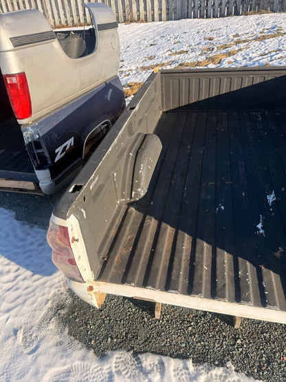 1999–2007 GMC Sierra 1500/2500/3500 8ft Long Bed Truck Box