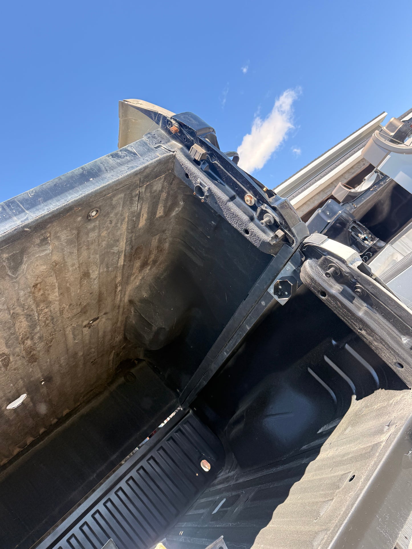1999-2010 Ford F-250 F-350 6’9” Standard Bed Truck Box