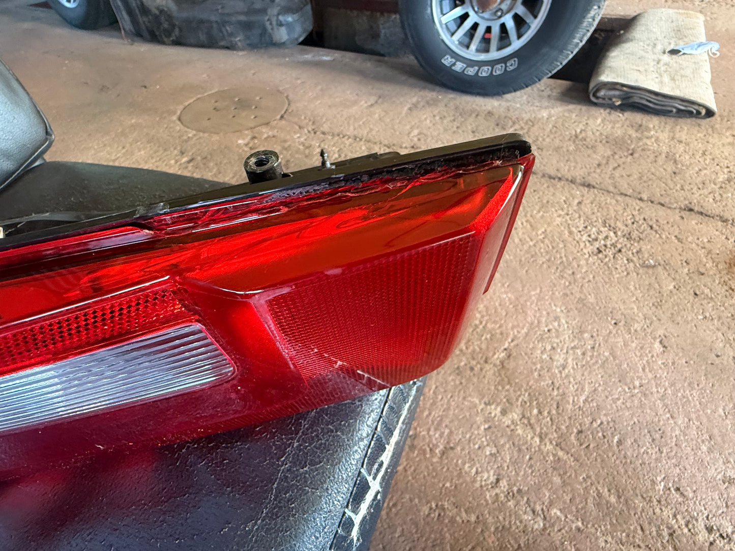 2023-2026 Ford F-250 F-350 F-450 Driver Side OEM Halogen Tail Light