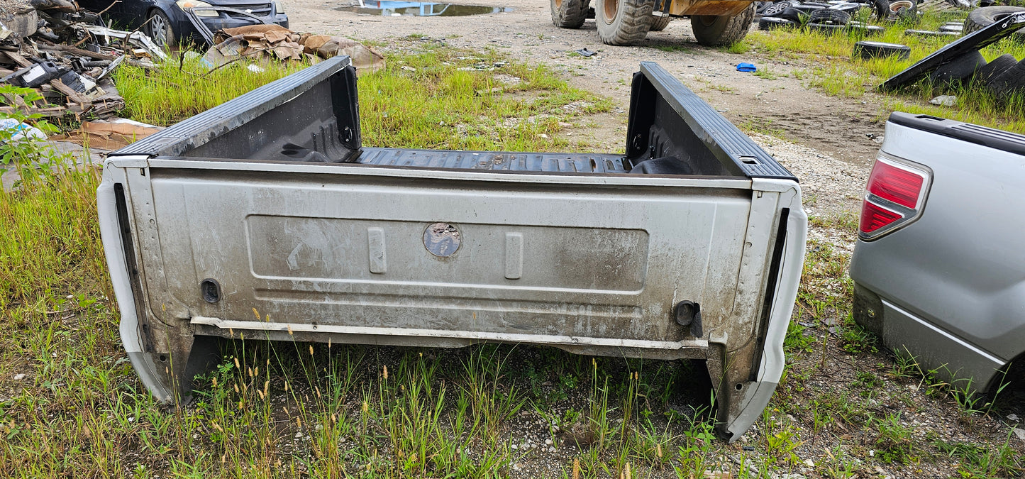 1999–2010 Ford F-250 F-350 6'9" Standard Bed Truck Box