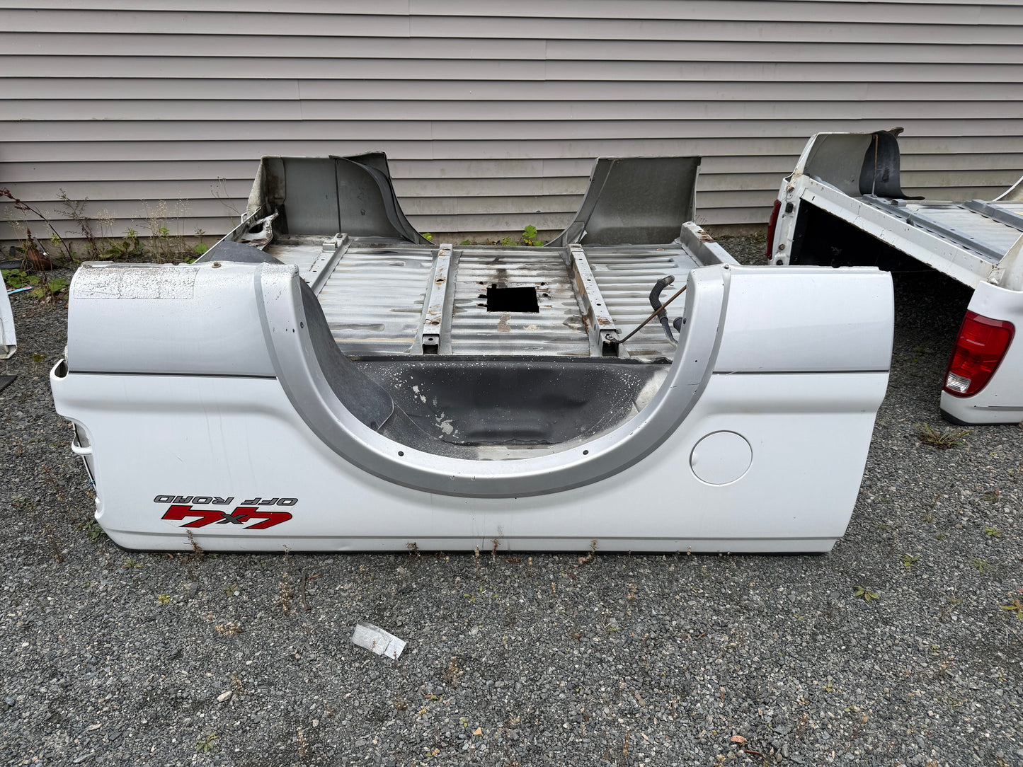 1999-2010 Ford F-250/F-350, 6.5ft Long Truck Box