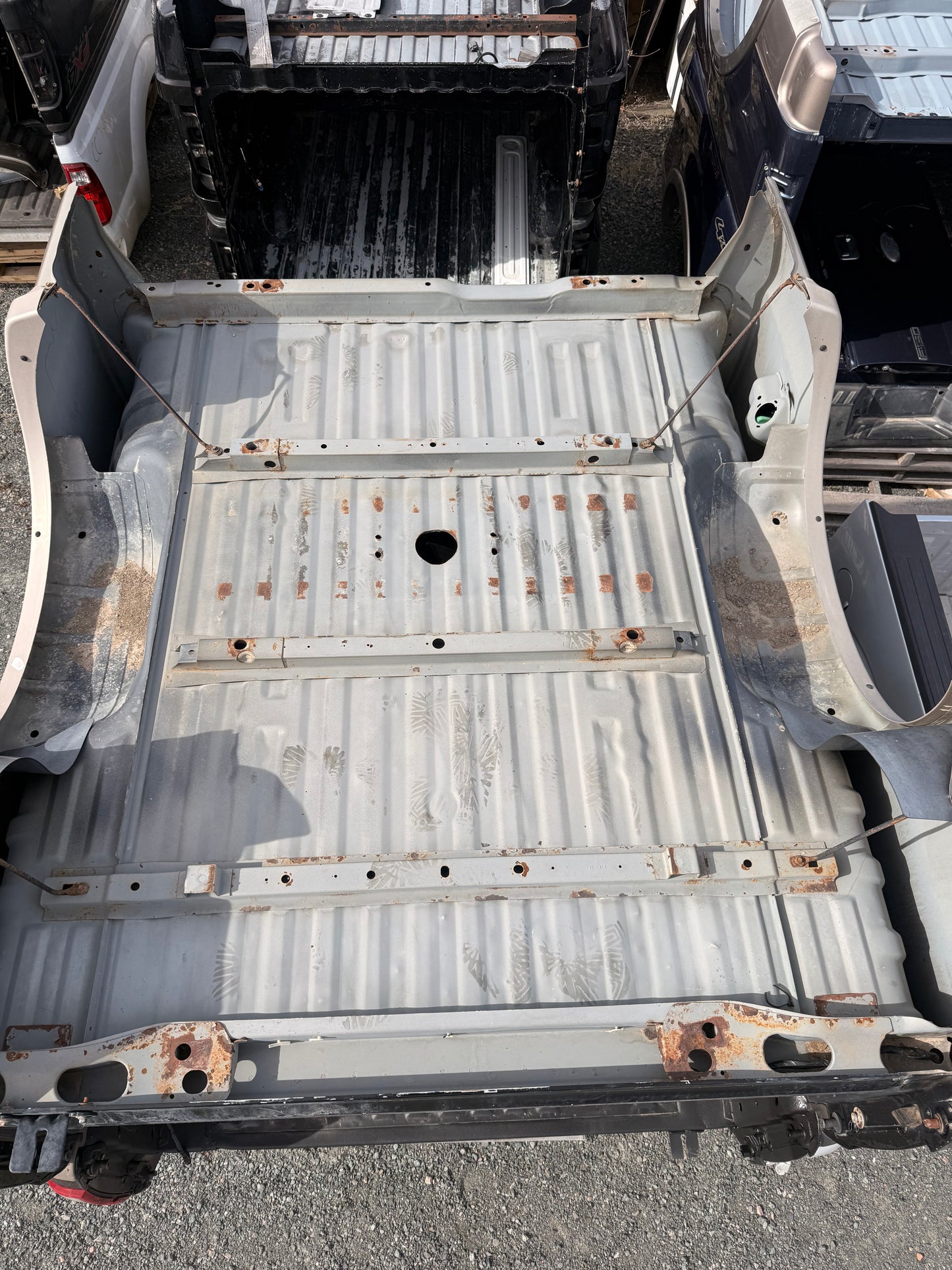 1999-2010 Ford F-250 F-350 6’9” Standard Bed Truck Box