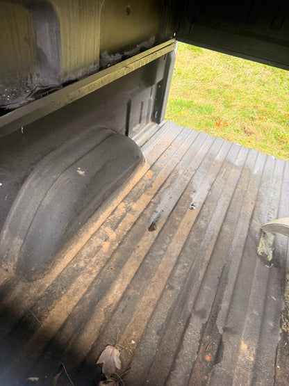 1999-2007 Chevrolet Silverado 5’8” Short Bed Truck Box
