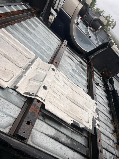 2007-2013 GMC Sierra 1500 5’8” Short Bed Truck Box