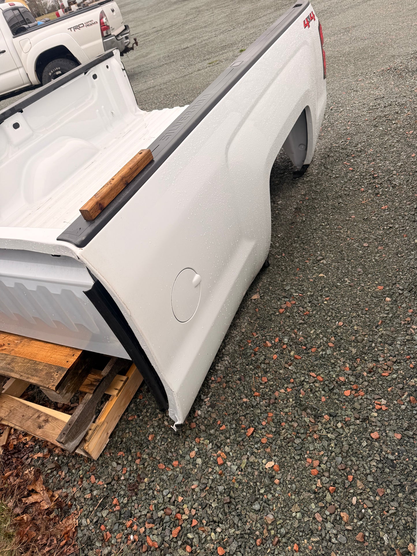 2014–2019 Chevrolet Silverado 1500 2500 3500 8ft Long Bed Truck Box