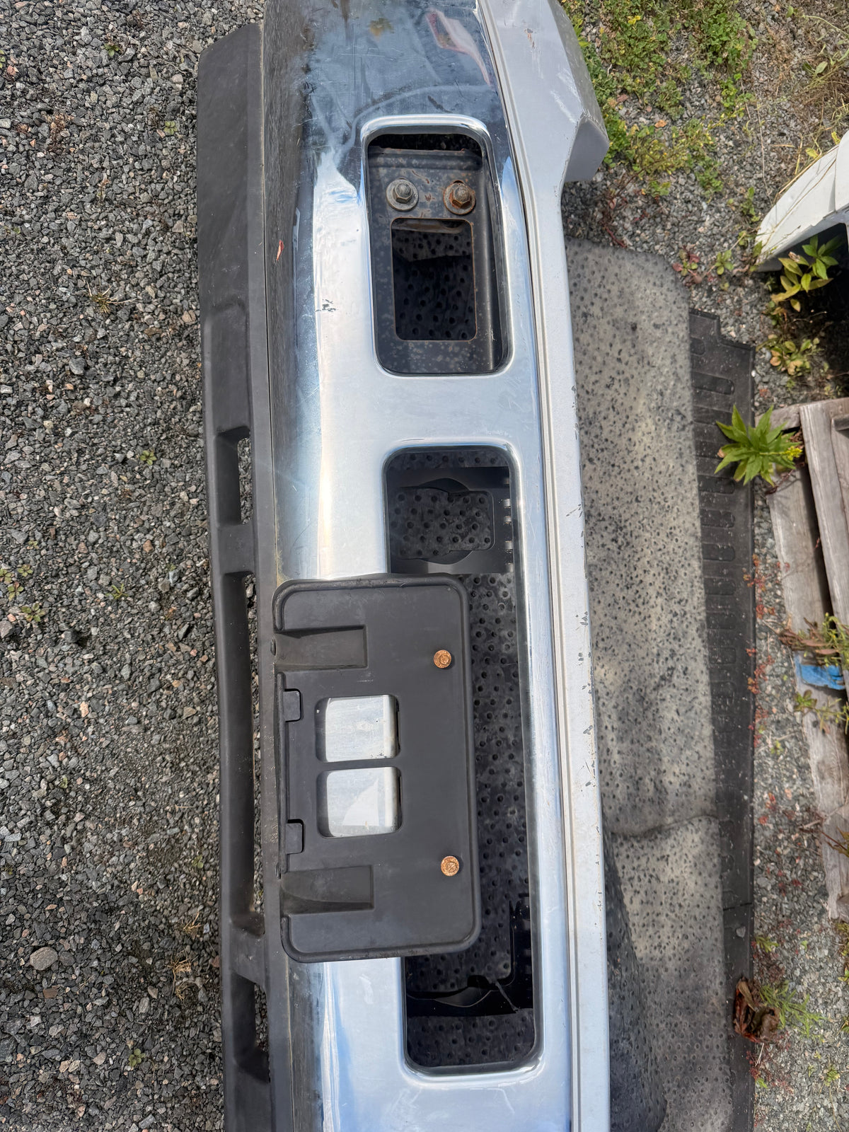 2005-2007 Ford F-250 F-350 F-450 OEM Chrome Front Bumper