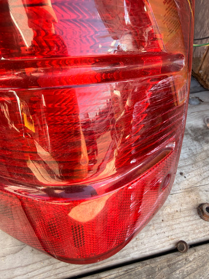 2001–2005 Ford Ranger OEM Passenger Side Tail Light