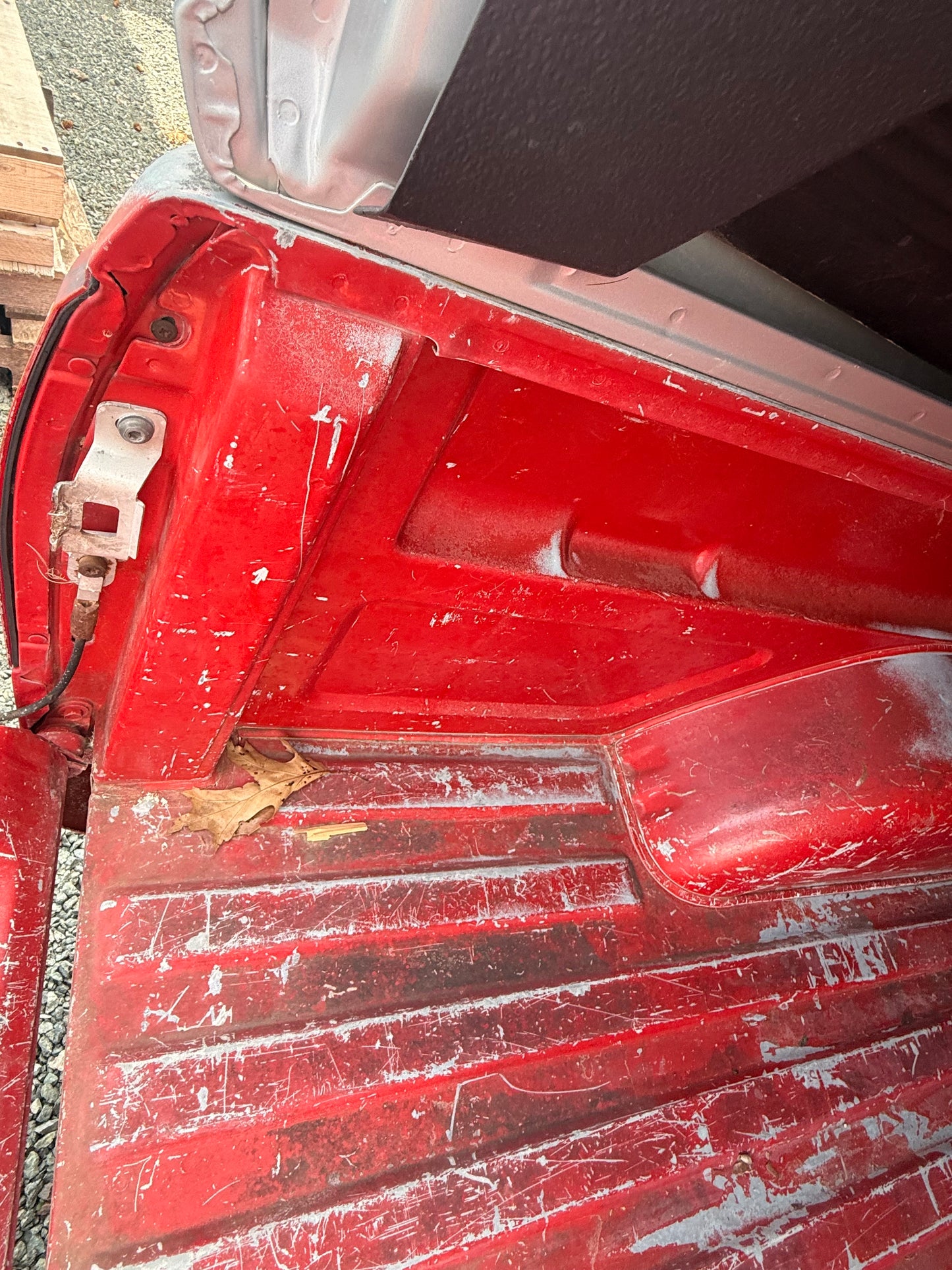 1988–1998 Chevrolet Silverado 1500 2500 3500 6'6" Standard Bed Truck Box
