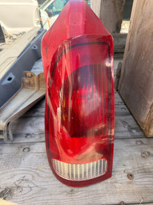1999-2007 Ford F-250 F-350 OEM Driver Side Tail Light