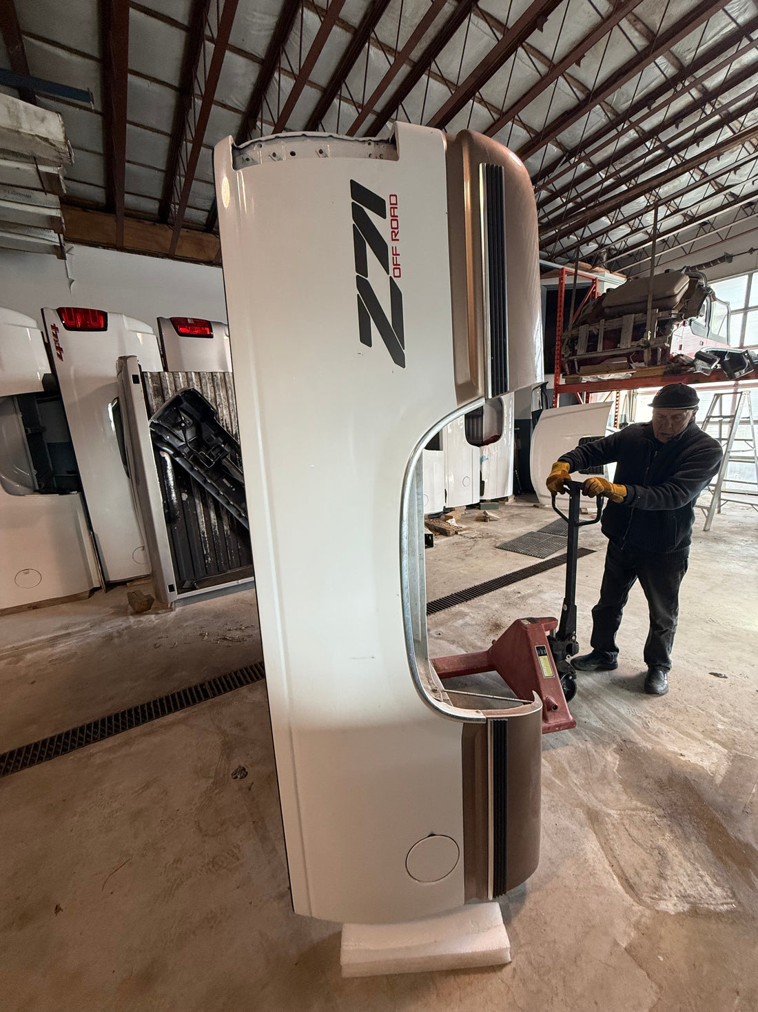 1988-1998 Chevrolet Silverado/GMC Sierra 6’6” Long Truck Box