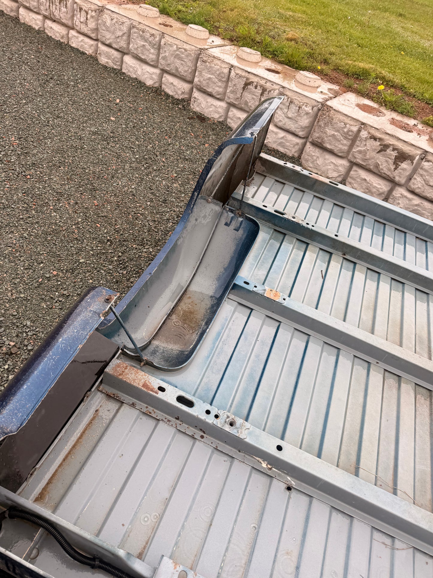 1988-1998 Chevrolet Silverado 6’6” Standard Bed Truck Box