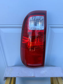 2008–2016 Ford F-250 F-350 F-450 OEM Driver Side Tail Light