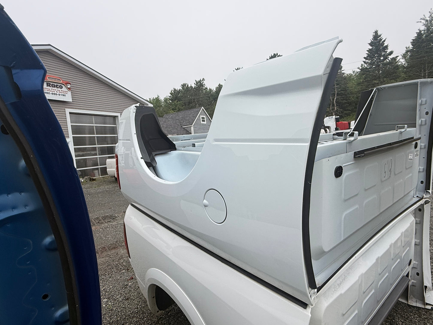 2019–2026 Dodge Ram 2500 3500 6'4" Standard Bed Truck Box