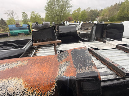 2007-2013 GMC Sierra 1500 5’8” Short Bed Truck Box