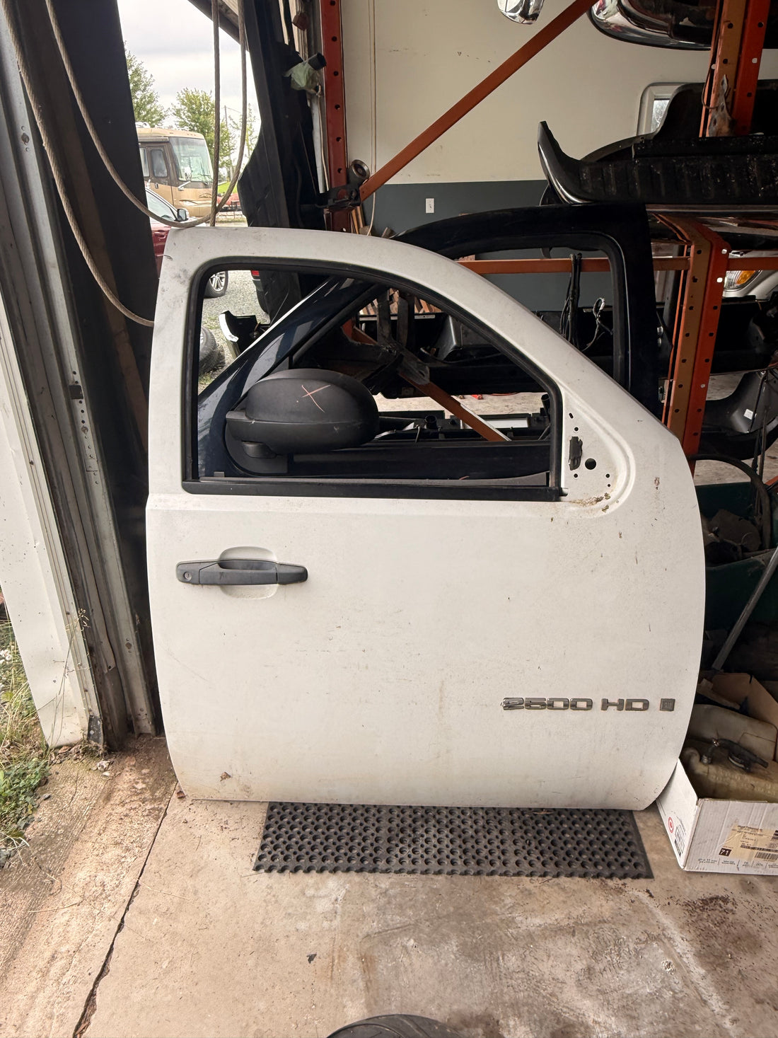 2007-2014 GMC Sierra 1500 2500HD 3500HD OEM Passenger Side Door