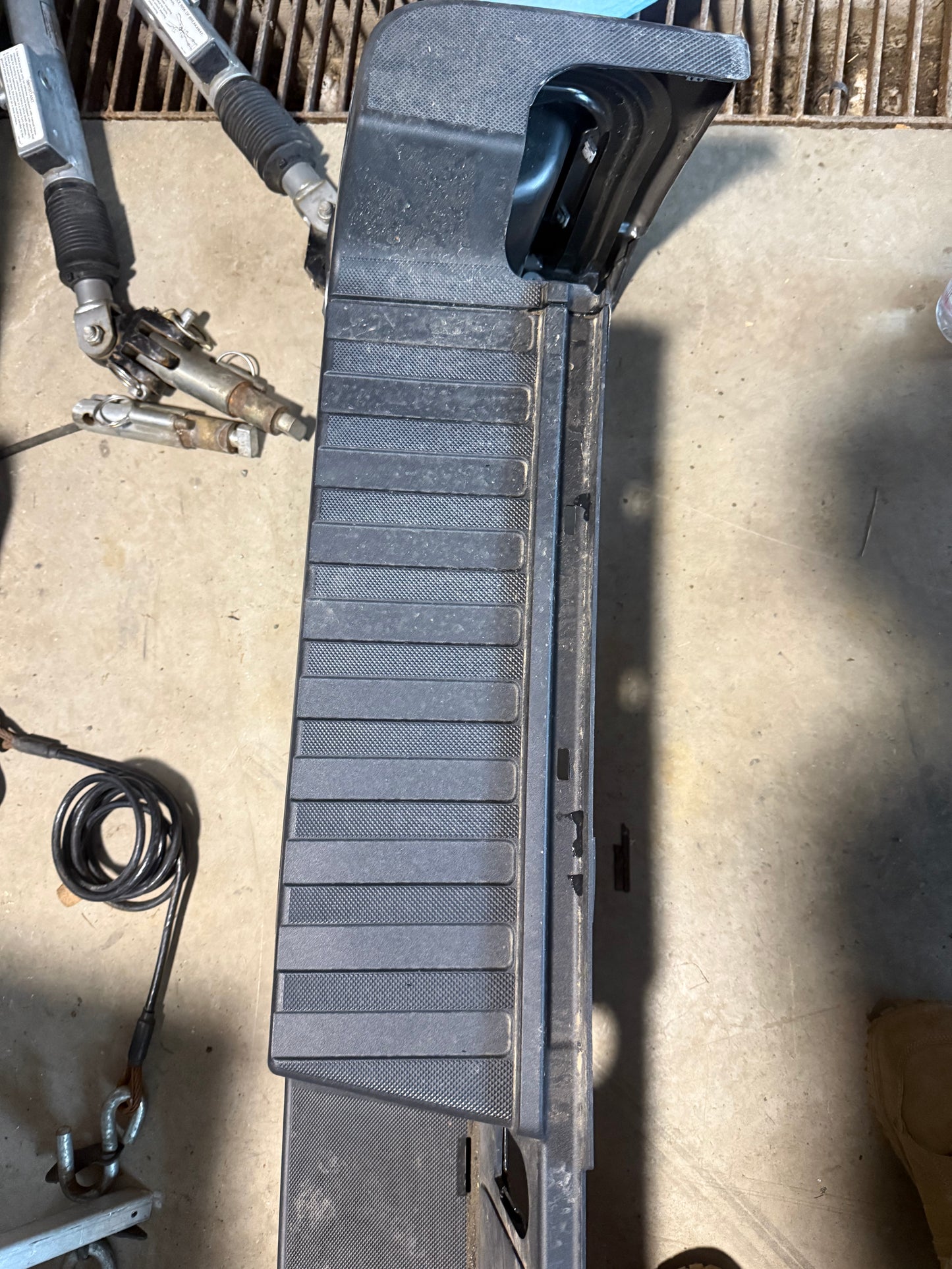 2023-2025 Ford F-250/F-350 Rear Chrome Bumper