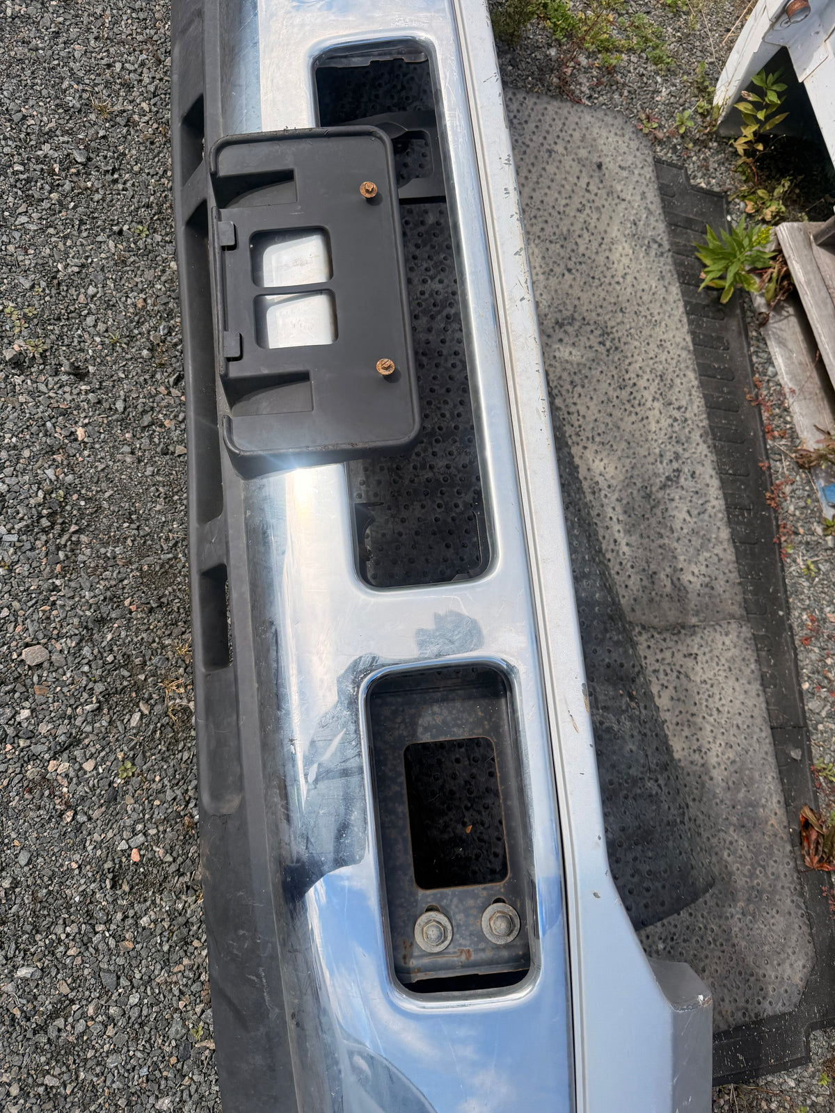 2005-2007 Ford F-250 F-350 F-450 OEM Chrome Front Bumper