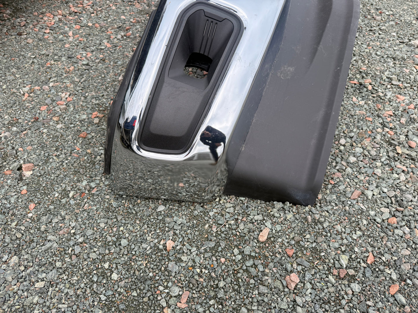 2023–2025 Ford F-250 F-350 F-450 F-550 OEM Chrome Front Bumper