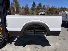 2011–2016 Ford F-250/F-350 6’9” Truck Box | King Ranch Two-Tone OEM Bed