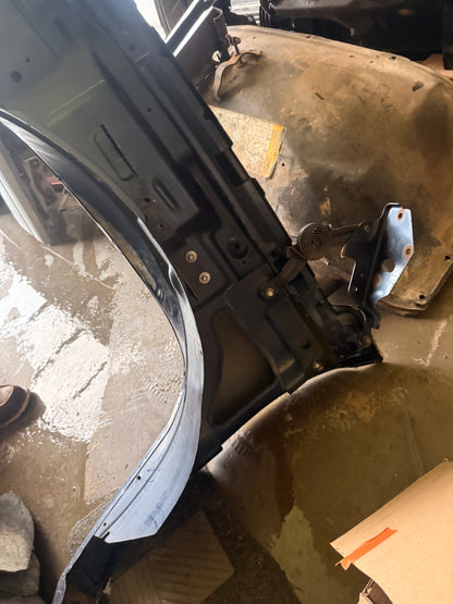 2003-2006 Chevrolet Silverado “Cat Eye” Passenger Side Fender