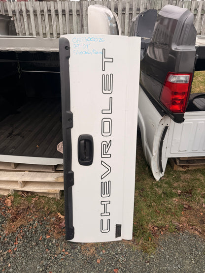 1999–2007 GMC Sierra 1500 2500 3500 Tailgate