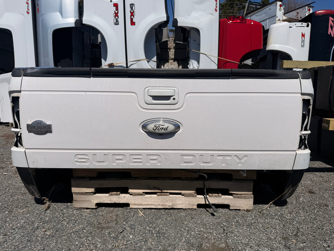 2011–2016 Ford F-250 F-350 Tailgate with Step and Camera