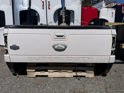 2011–2016 Ford F-250 F-350 Tailgate with Step and Camera
