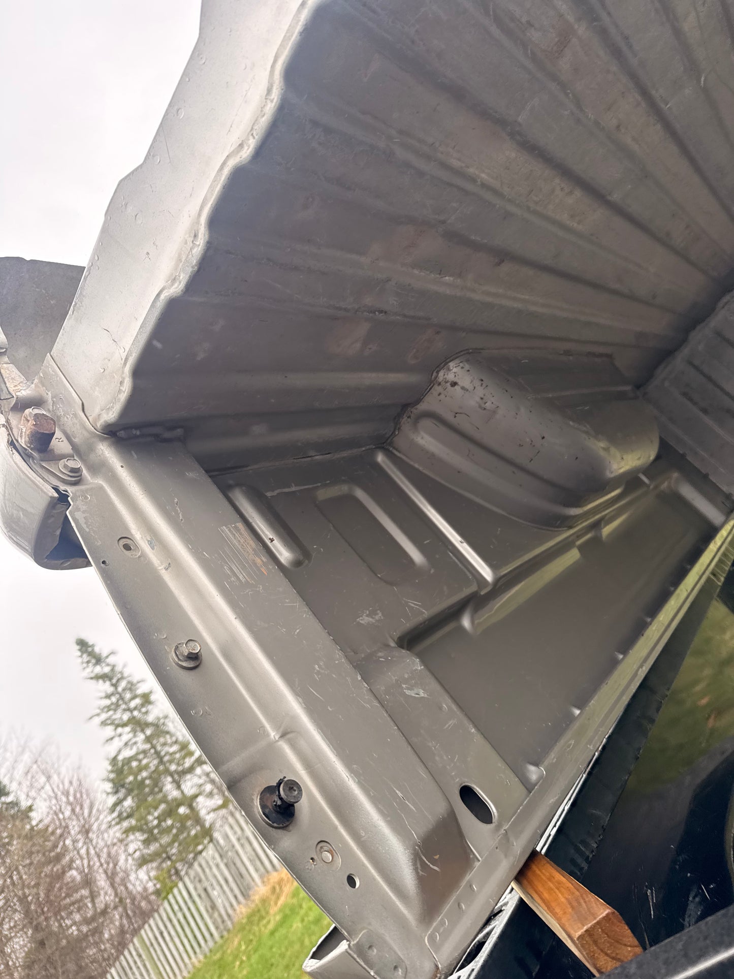 1999–2007 GMC Sierra 6'6" Standard Bed Truck Box