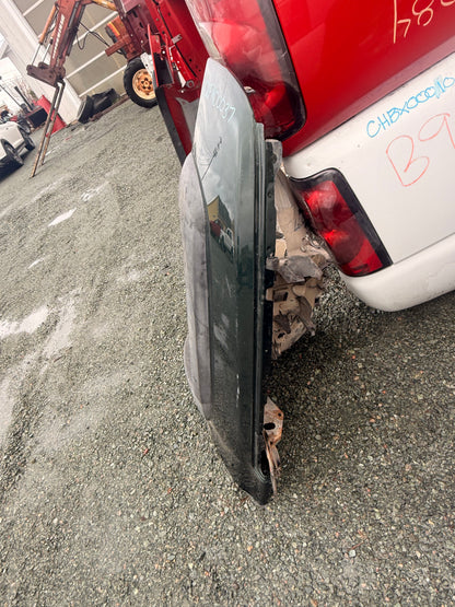 2003-2007 Cateye Chevrolet Silverado 1500 2500 3500 Driver Side Fender