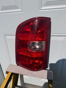 2007–2013 Chevrolet Silverado 1500 2500 3500 OEM Driver Side Tail Light